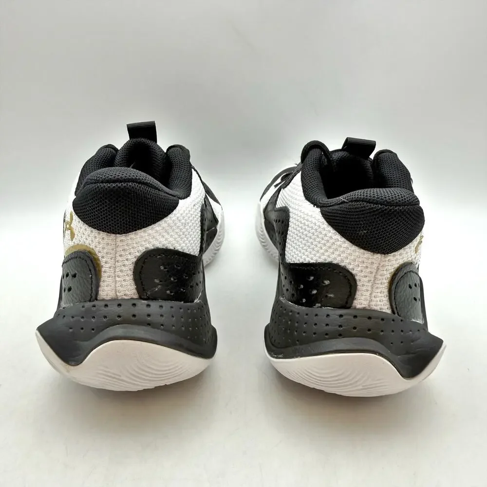 Under Armour Boys GS Jet '23 Basketball Sneakers US 5 YOUTH Black Gold NIB